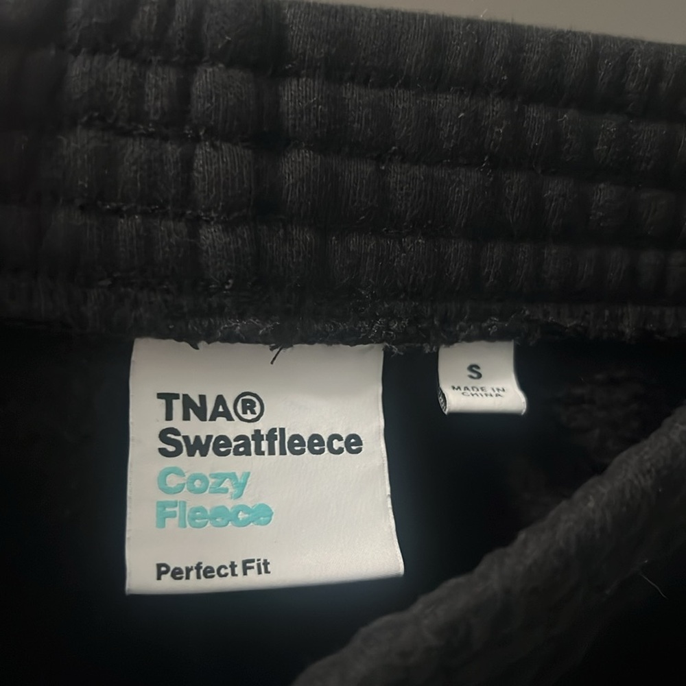 Aritzia Black Perfect Fit Sweatfleece Sweatpants Size Small - Picture 4 of 4